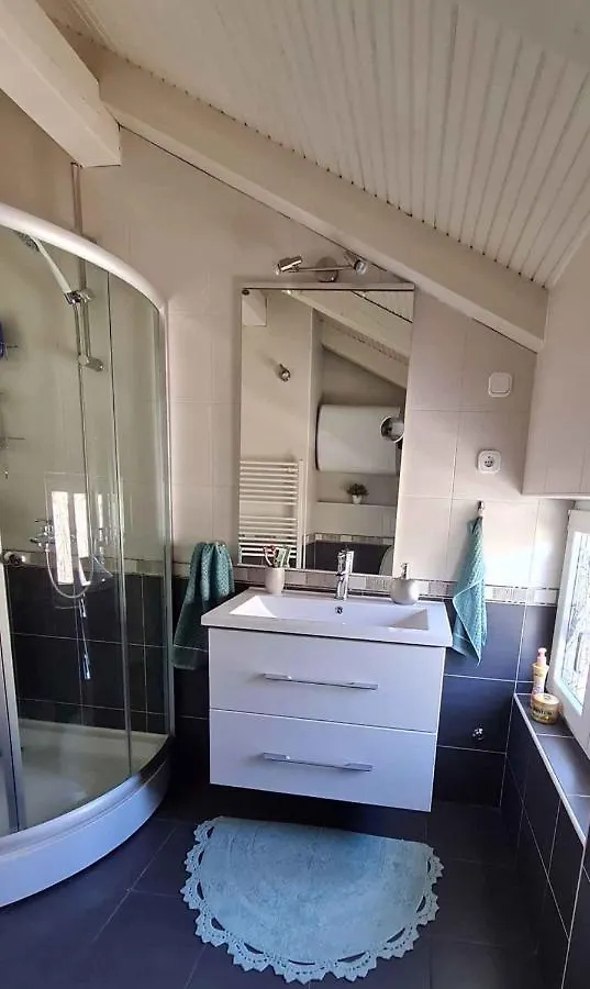 Apartment In Dramalj 42436