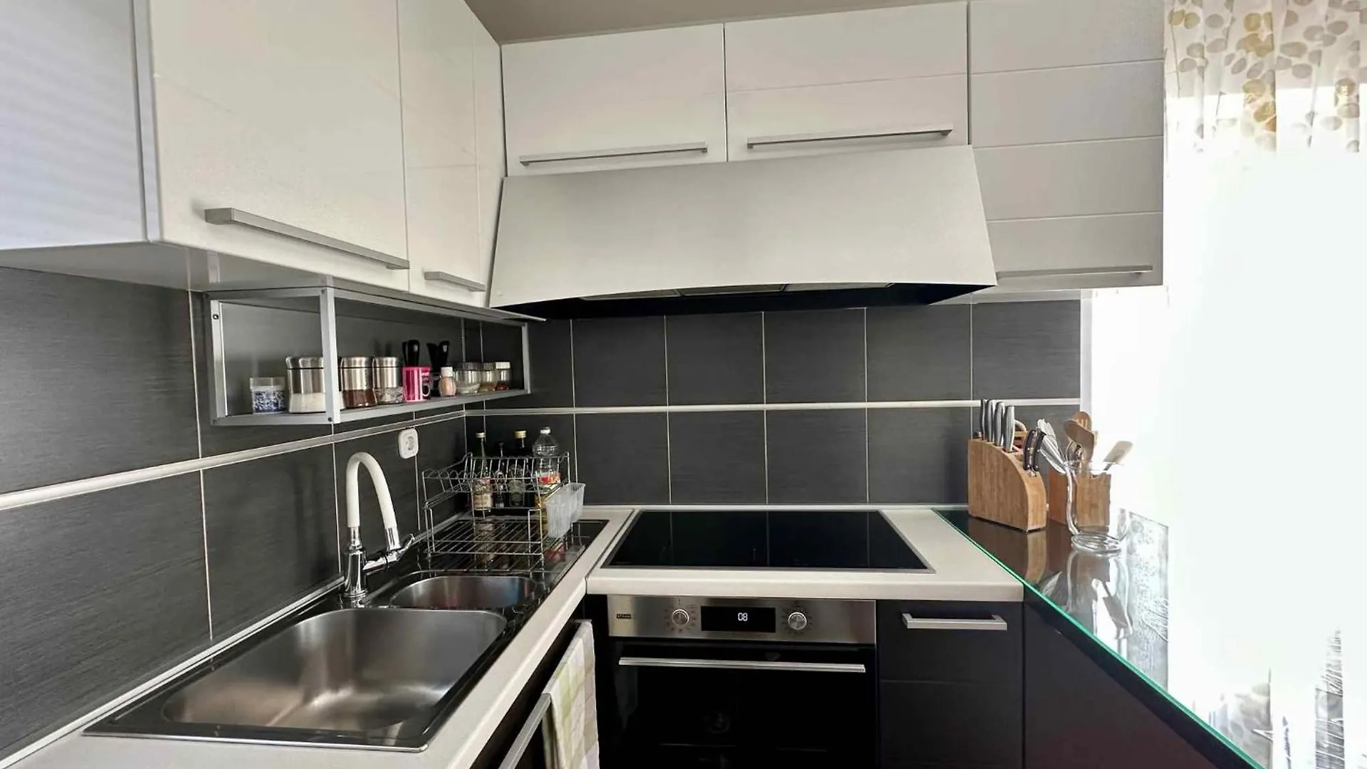 Apartment In Dramalj 42436