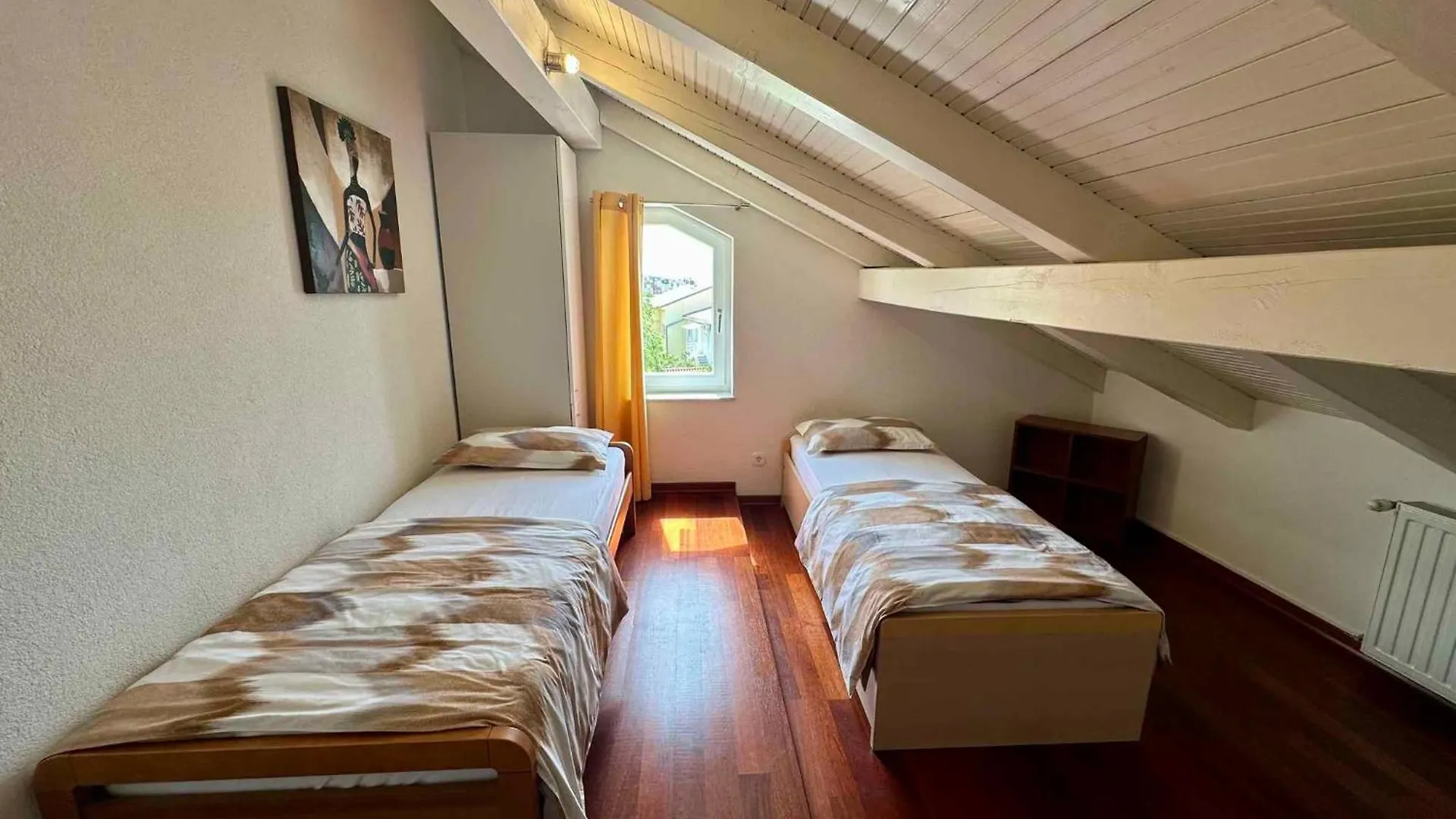 Apartment In Dramalj 42436