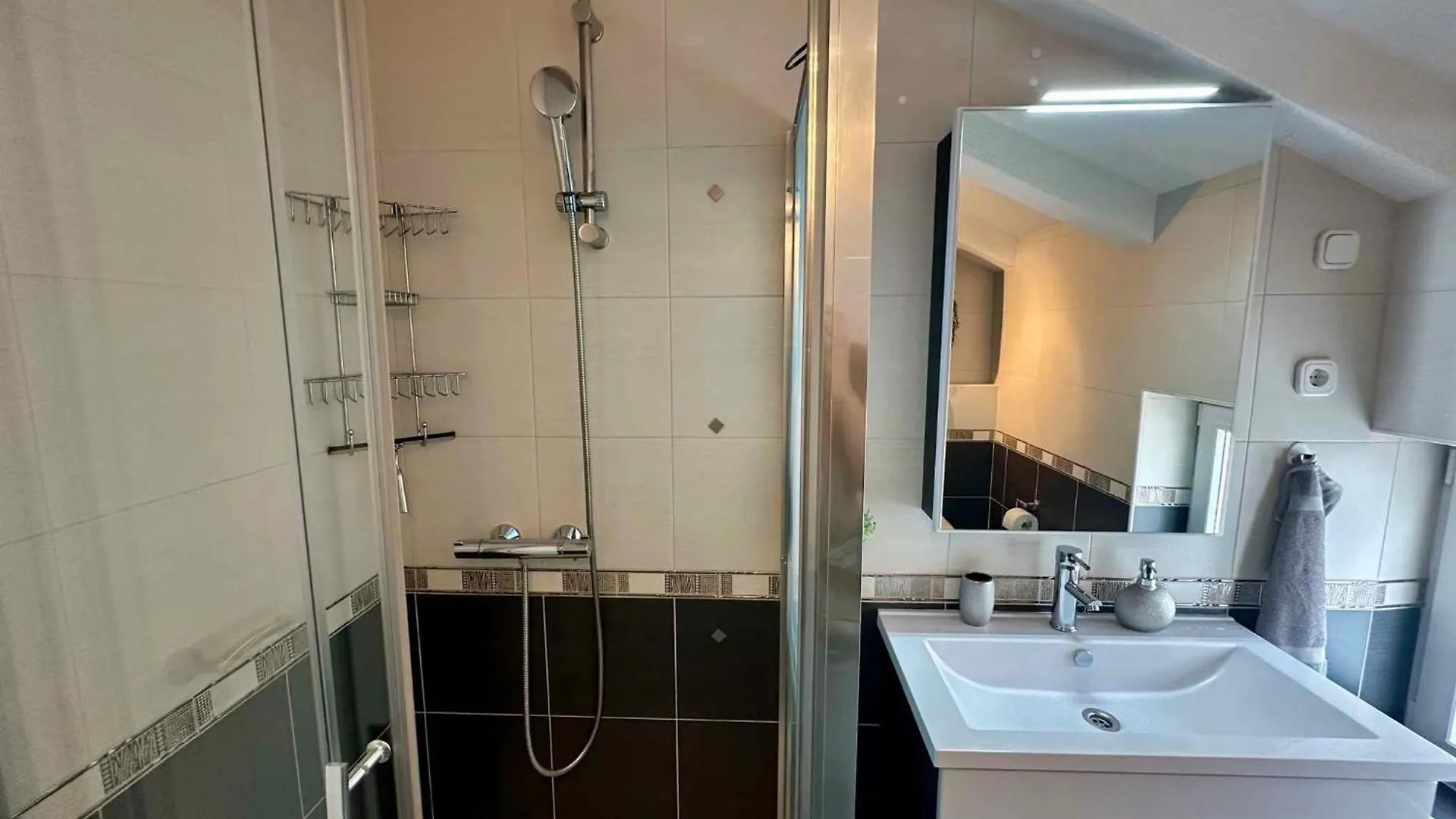 Apartment In Dramalj 42436 0*,  Κροατία