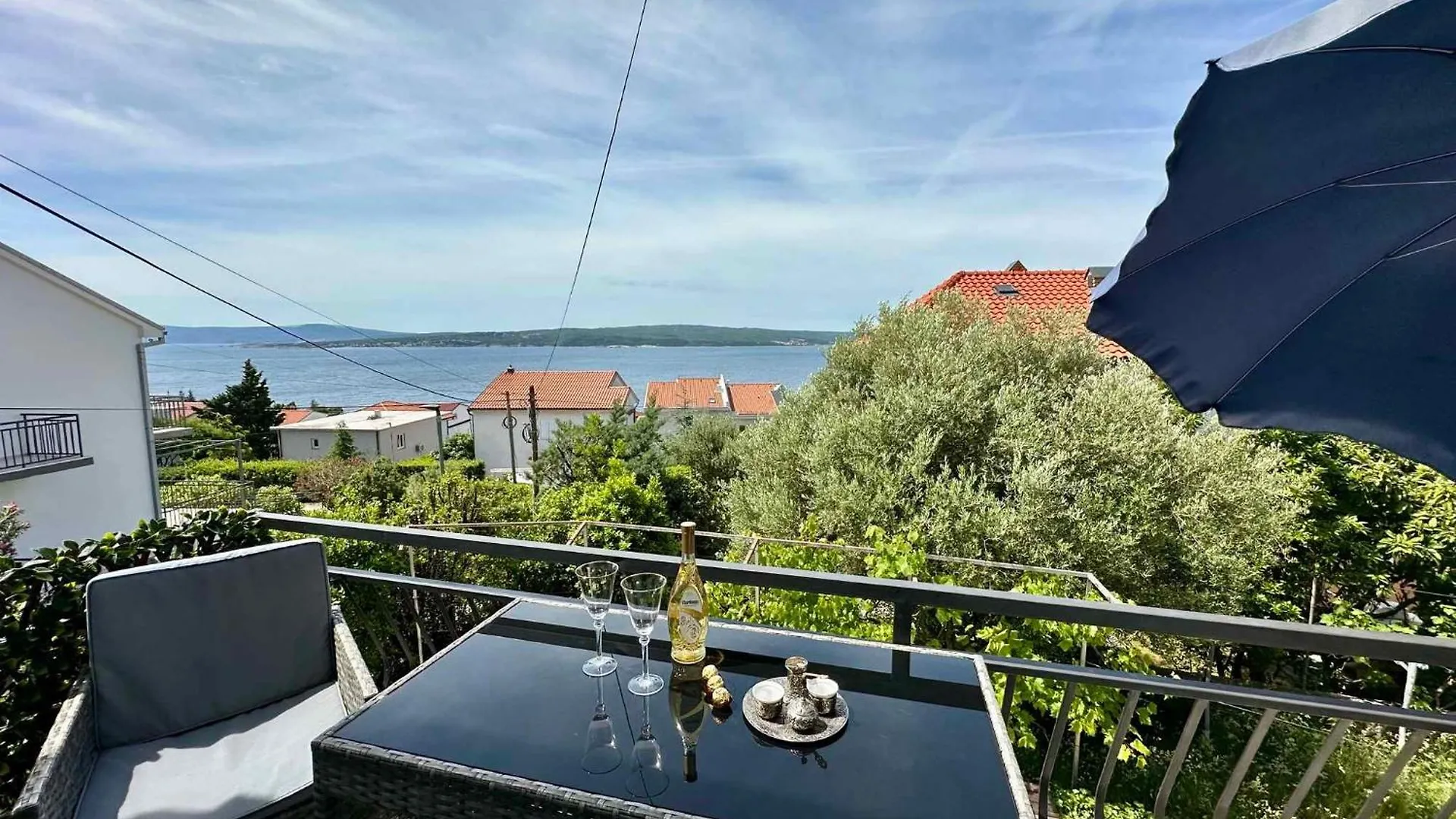 Apartment In Dramalj 42436